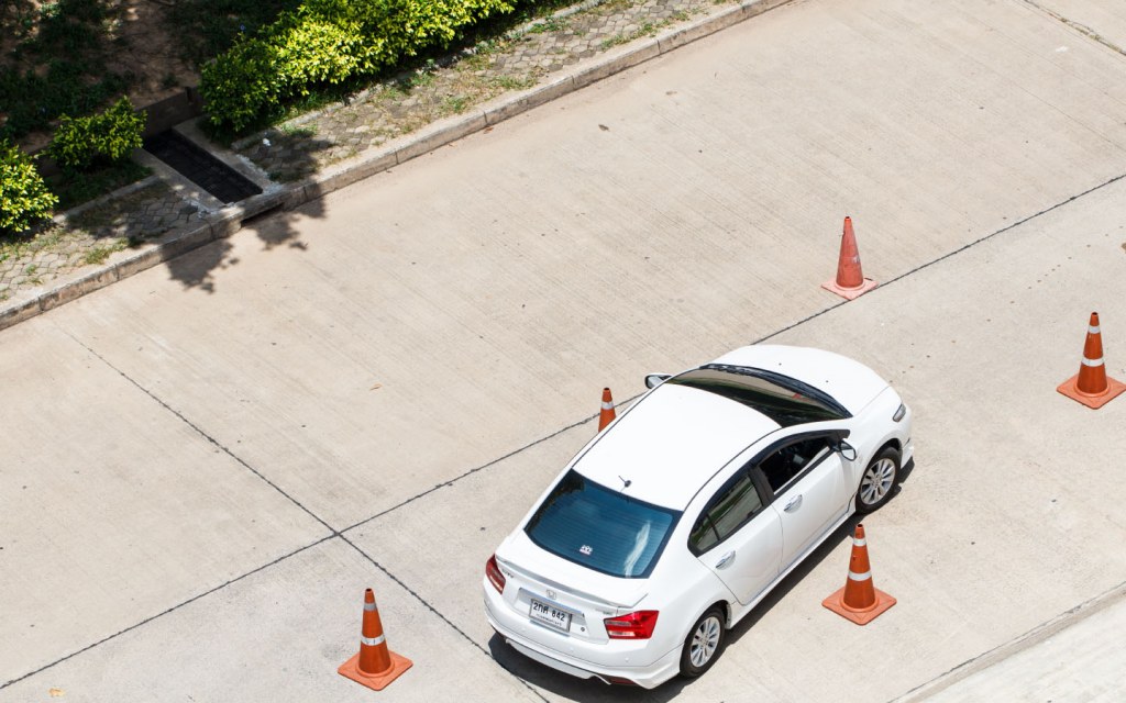 Comprehensive Guide to Driving Classes in Lahore