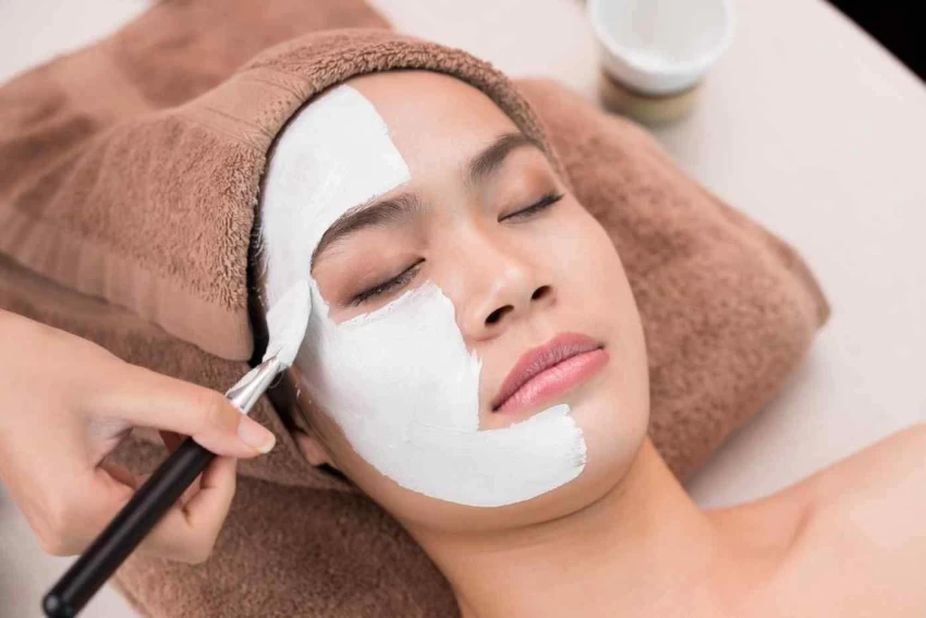 The All-Encompassing Facial Kit: Your Gateway to Glowing Skin